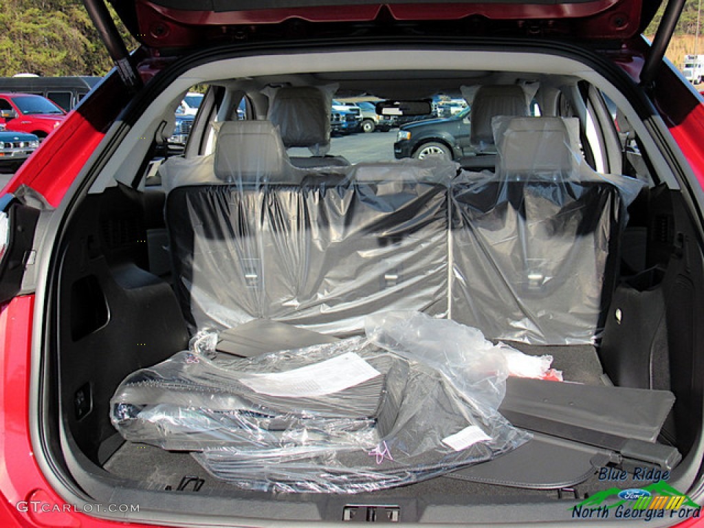 2020 Edge Titanium AWD - Rapid Red Metallic / Soft Ceramic photo #13