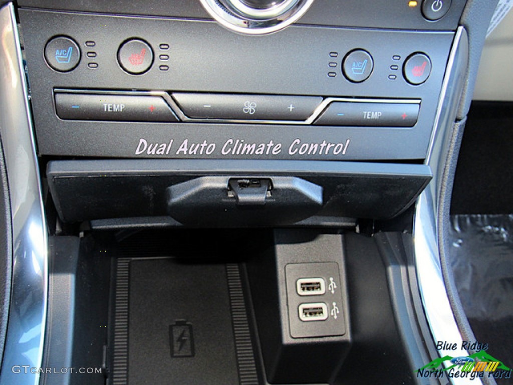 2020 Edge Titanium AWD - Rapid Red Metallic / Soft Ceramic photo #23
