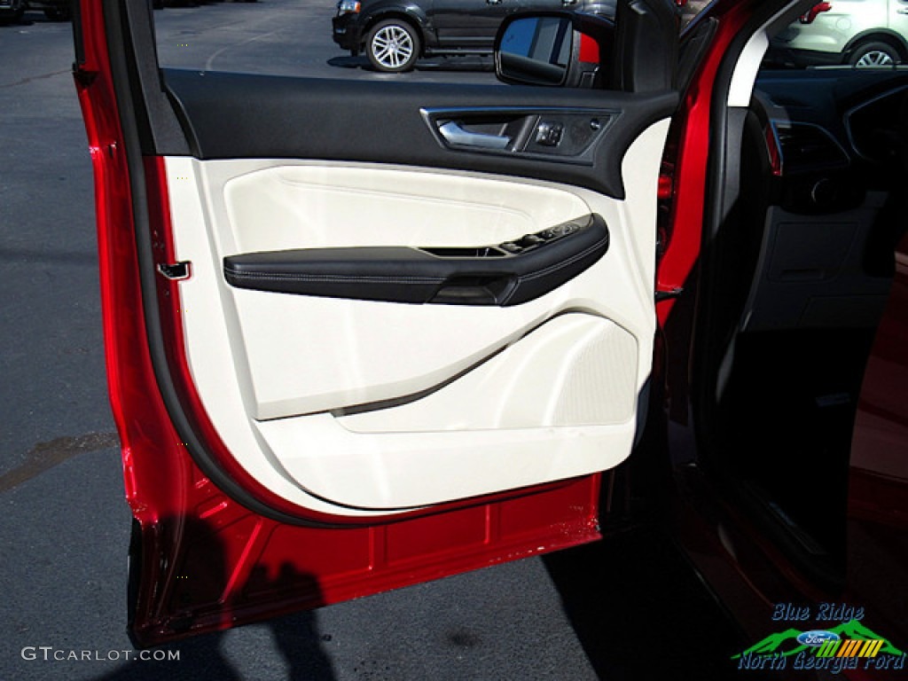 2020 Edge Titanium AWD - Rapid Red Metallic / Soft Ceramic photo #27