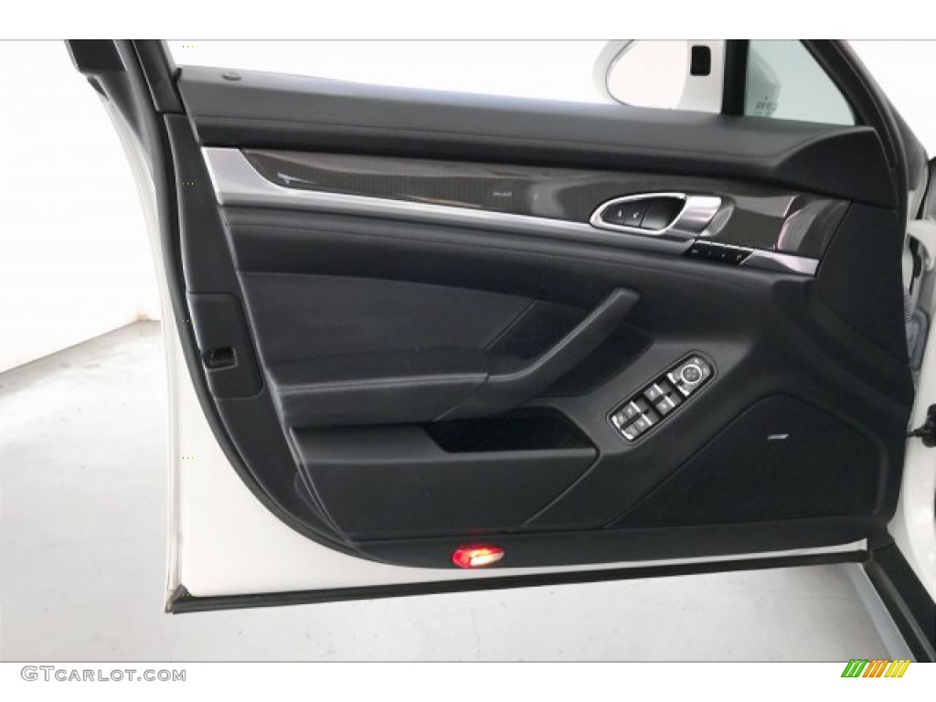 2014 Panamera GTS - White / Black photo #25