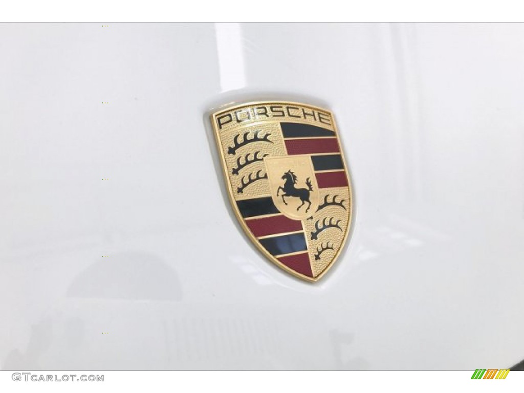2014 Panamera GTS - White / Black photo #33
