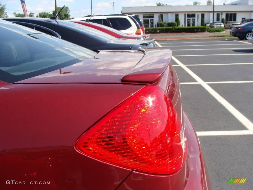 2009 G6 GXP Sedan - Performance Red Metallic / Ebony photo #7
