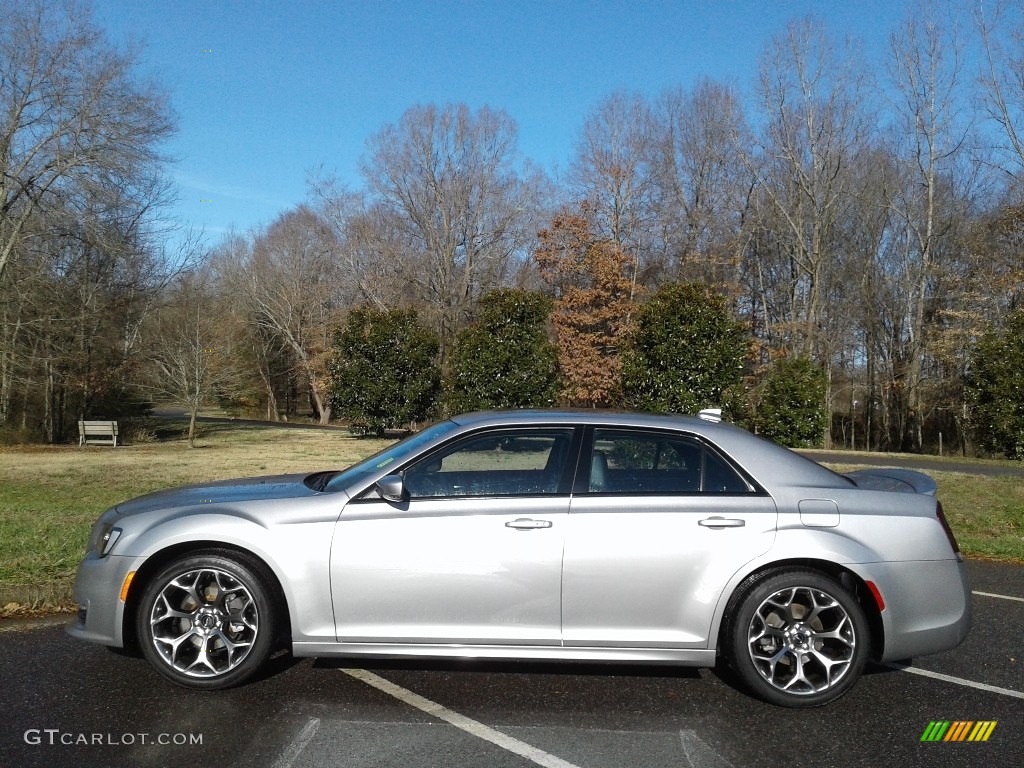 2018 300 S - Billet Silver Metallic / Black photo #1