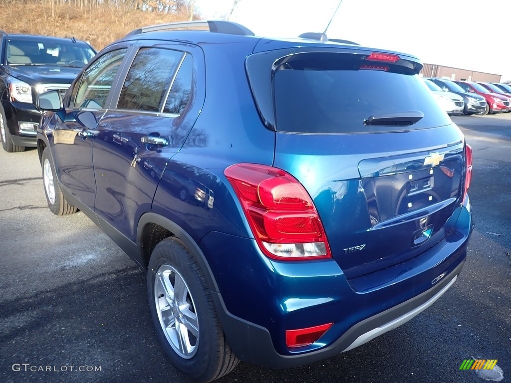 2020 Trax LT - Pacific Blue Metallic / Jet Black photo #3