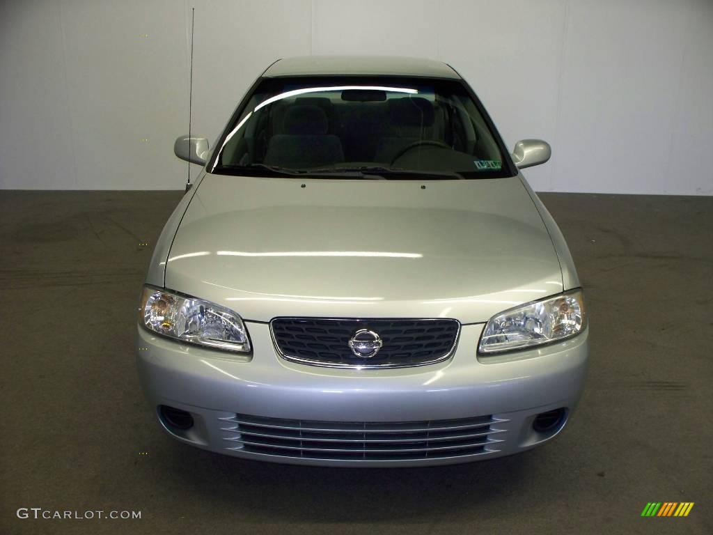 2003 Sentra GXE - Molten Silver / Stone Gray photo #2