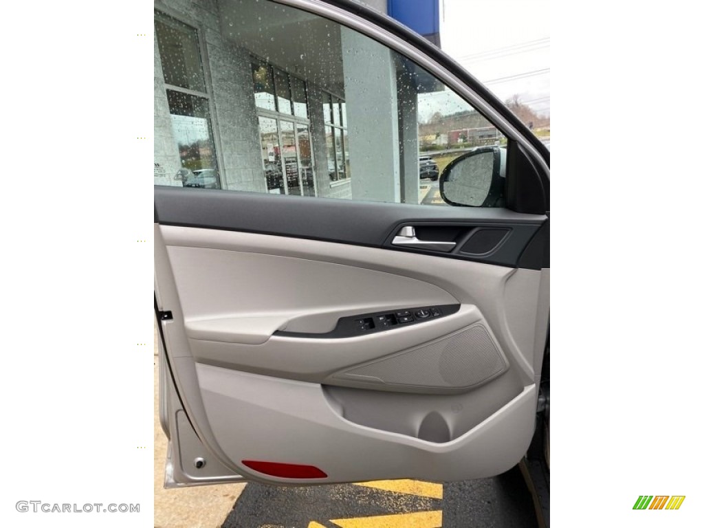 2020 Hyundai Tucson SE AWD Gray Door Panel Photo #136590256