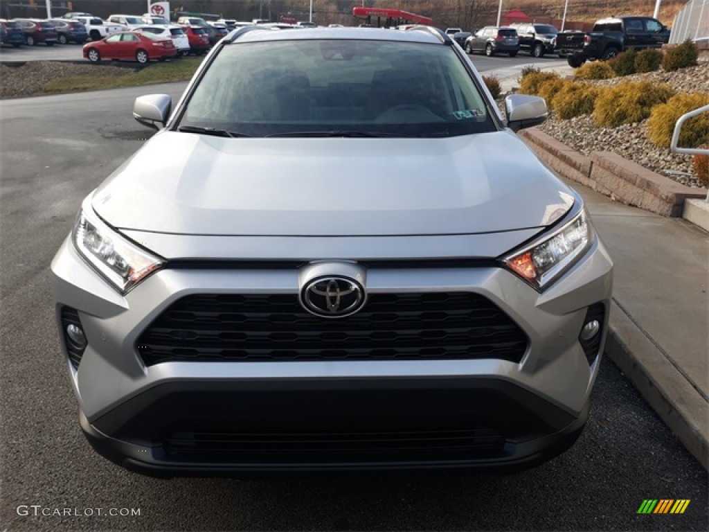 2019 RAV4 XLE AWD - Silver Sky Metallic / Black photo #19