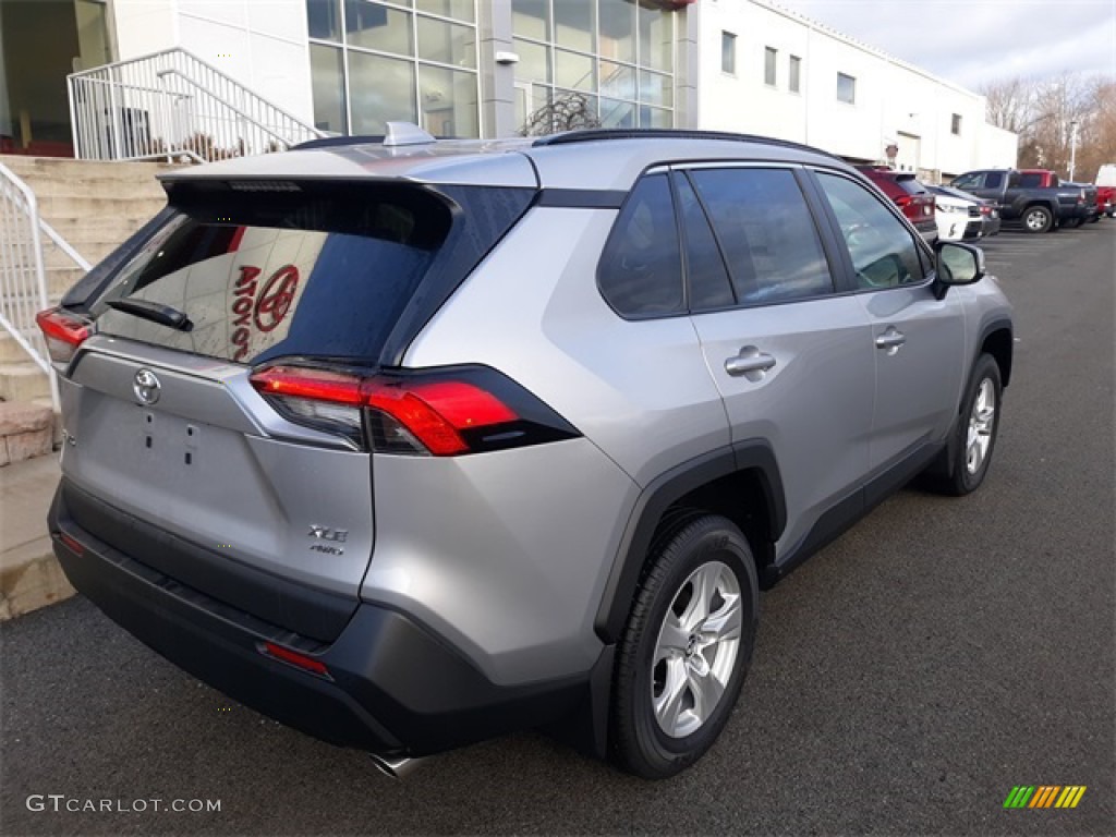 2019 RAV4 XLE AWD - Silver Sky Metallic / Black photo #21
