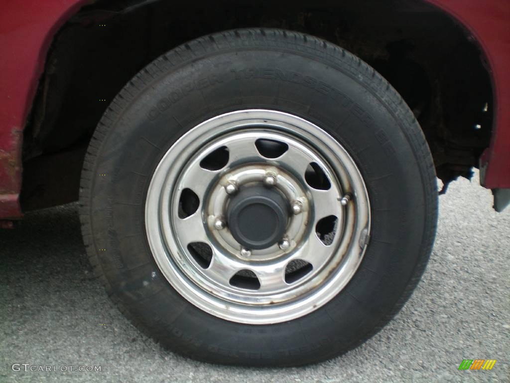 1992 Hardbody Truck Extended Cab - Cherry Red Pearl / Red photo #5