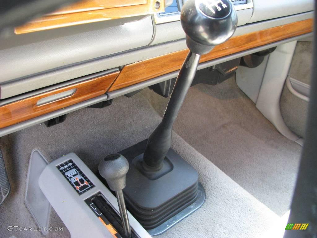 1994 C/K K3500 Extended Cab 4x4 Dually - Bright Teal Metallic / Gray photo #17