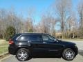 Diamond Black Crystal Pearl - Grand Cherokee Overland 4x4 Photo No. 5