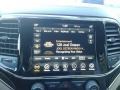 Diamond Black Crystal Pearl - Grand Cherokee Overland 4x4 Photo No. 26