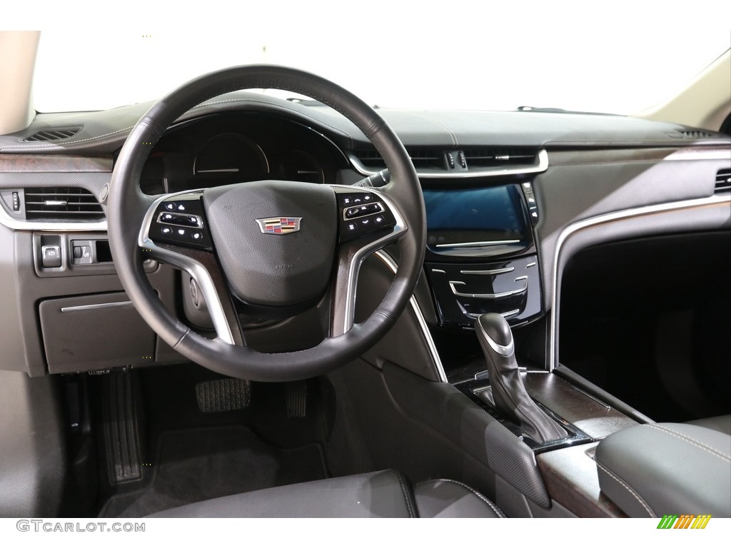 2019 XTS Luxury - Radiant Silver Metallic / Jet Black photo #7