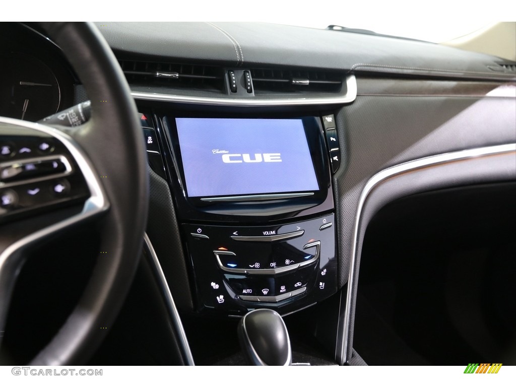 2019 XTS Luxury - Radiant Silver Metallic / Jet Black photo #9