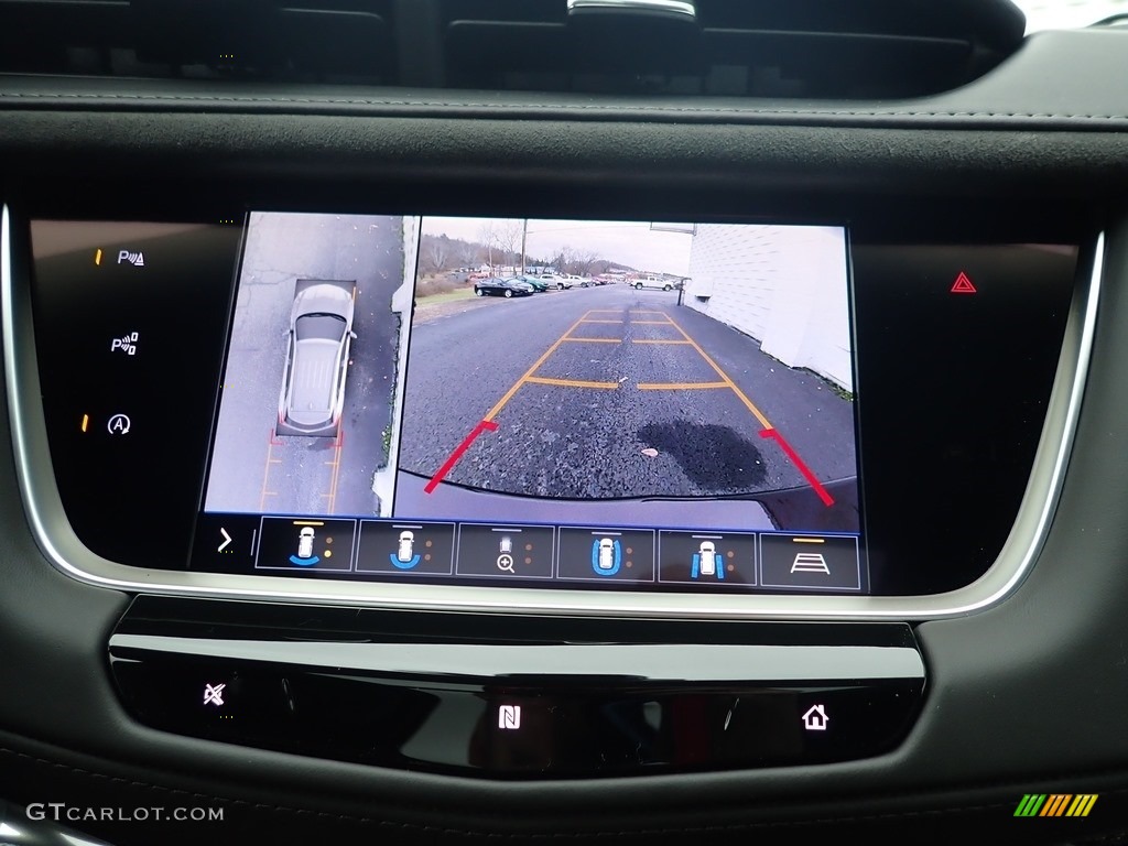 2020 Cadillac XT5 Sport AWD Controls Photos