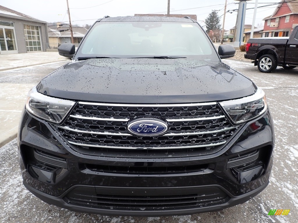 2020 Explorer XLT 4WD - Agate Black Metallic / Ebony photo #2