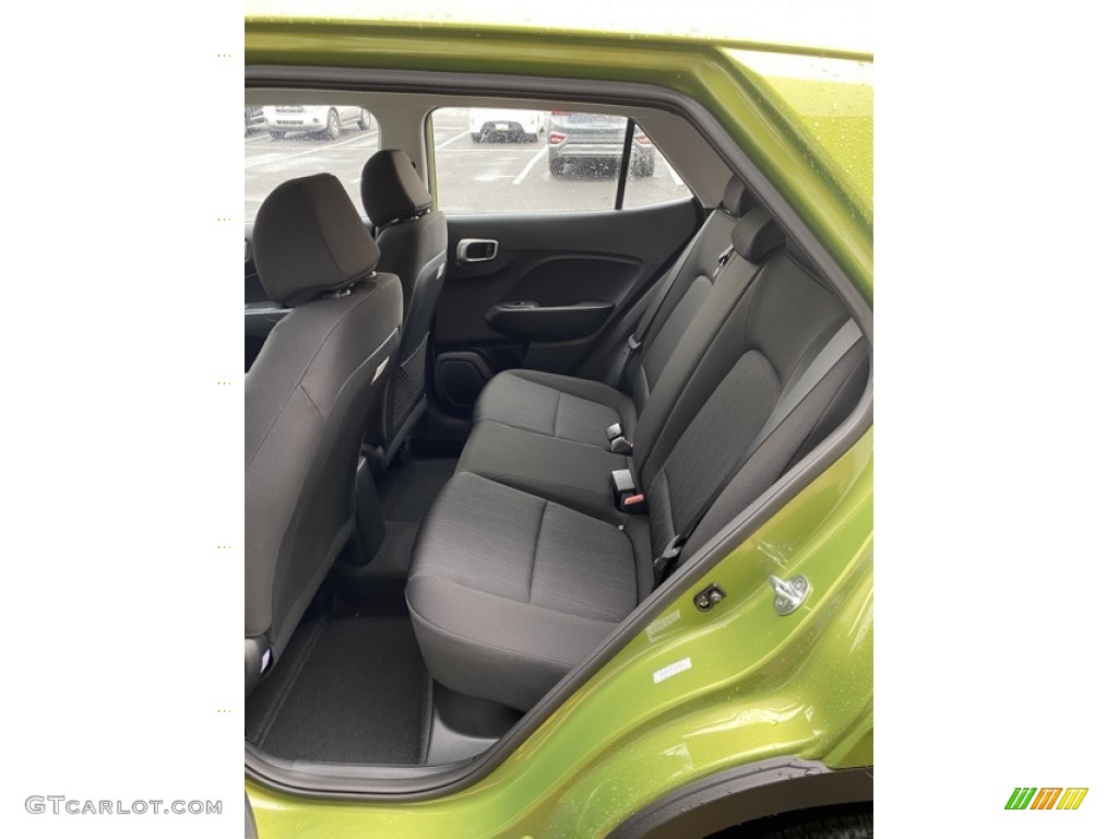 2020 Hyundai Venue SE Rear Seat Photo #136612620
