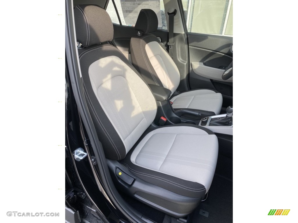2020 Hyundai Venue SEL Front Seat Photo #136613088