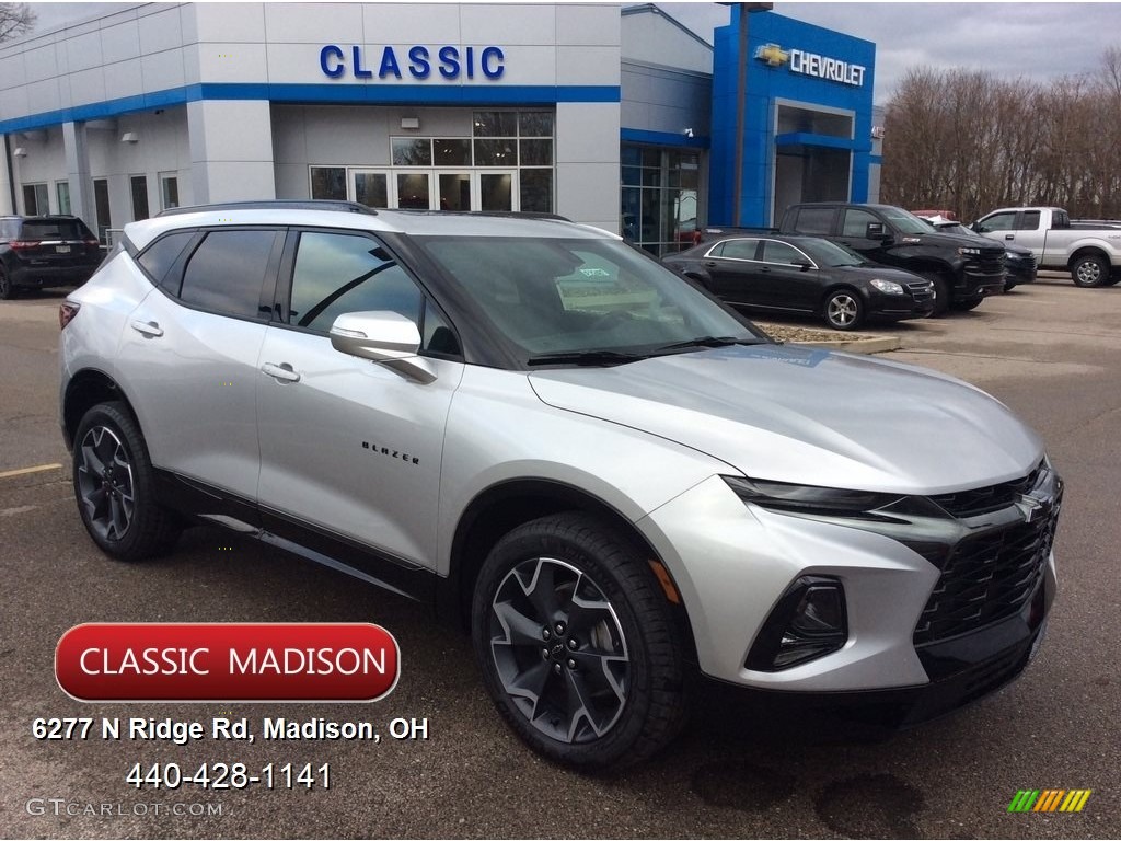 Silver Ice Metallic Chevrolet Blazer