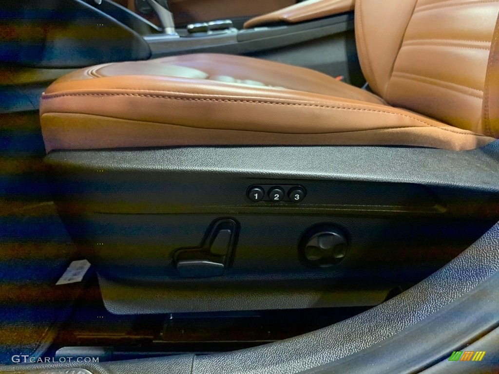 2018 Alfa Romeo Giulia Ti AWD Front Seat Photo #136624692