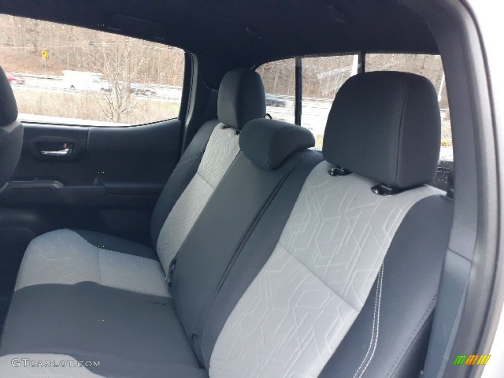 2020 Tacoma TRD Off Road Access Cab 4x4 - Silver Sky Metallic / TRD Cement/Black photo #17