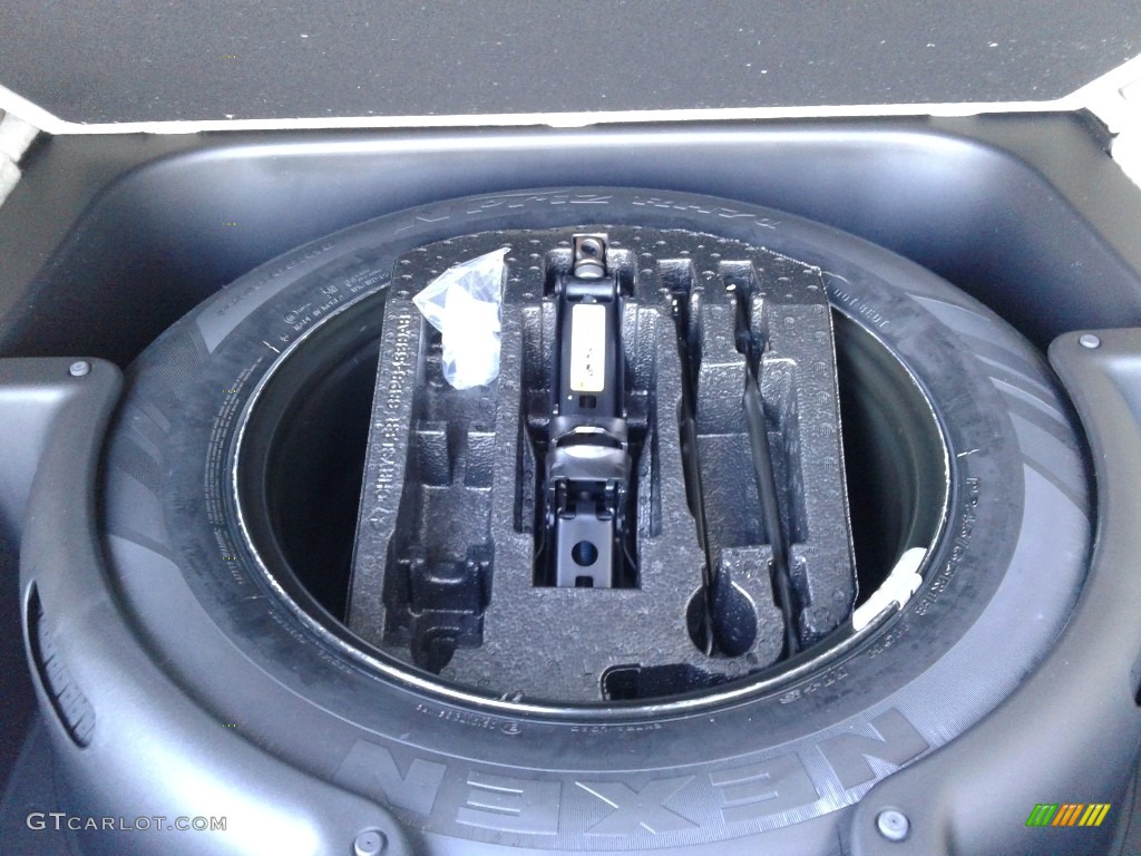 2020 Grand Cherokee Overland 4x4 - Bright White / Light Frost/Brown photo #18