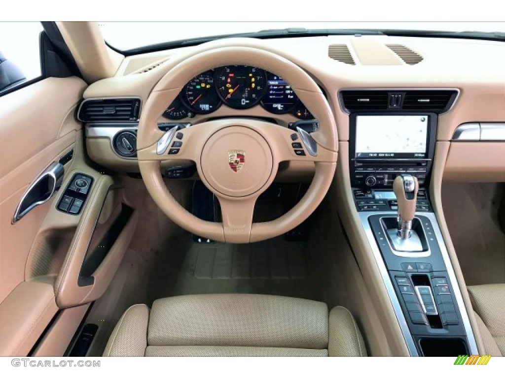 2015 Porsche 911 Targa 4 Luxor Beige Dashboard Photo #136647994