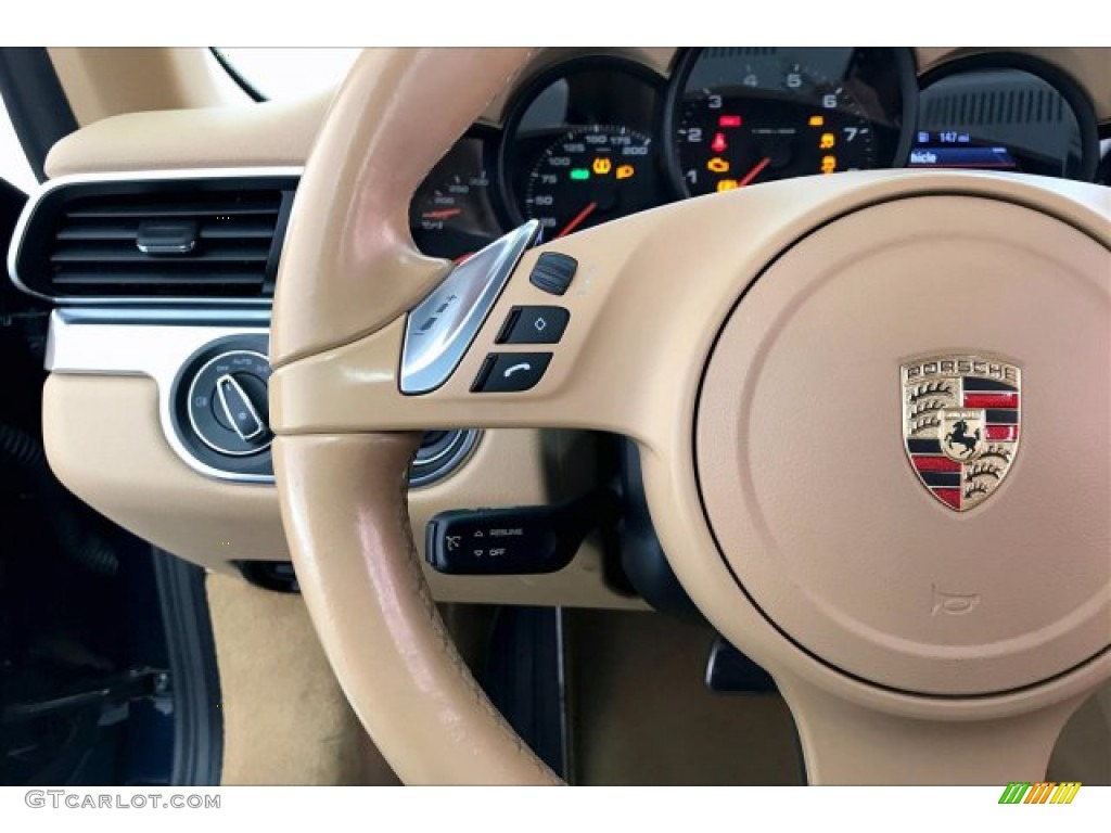 2015 Porsche 911 Targa 4 Luxor Beige Steering Wheel Photo #136648330