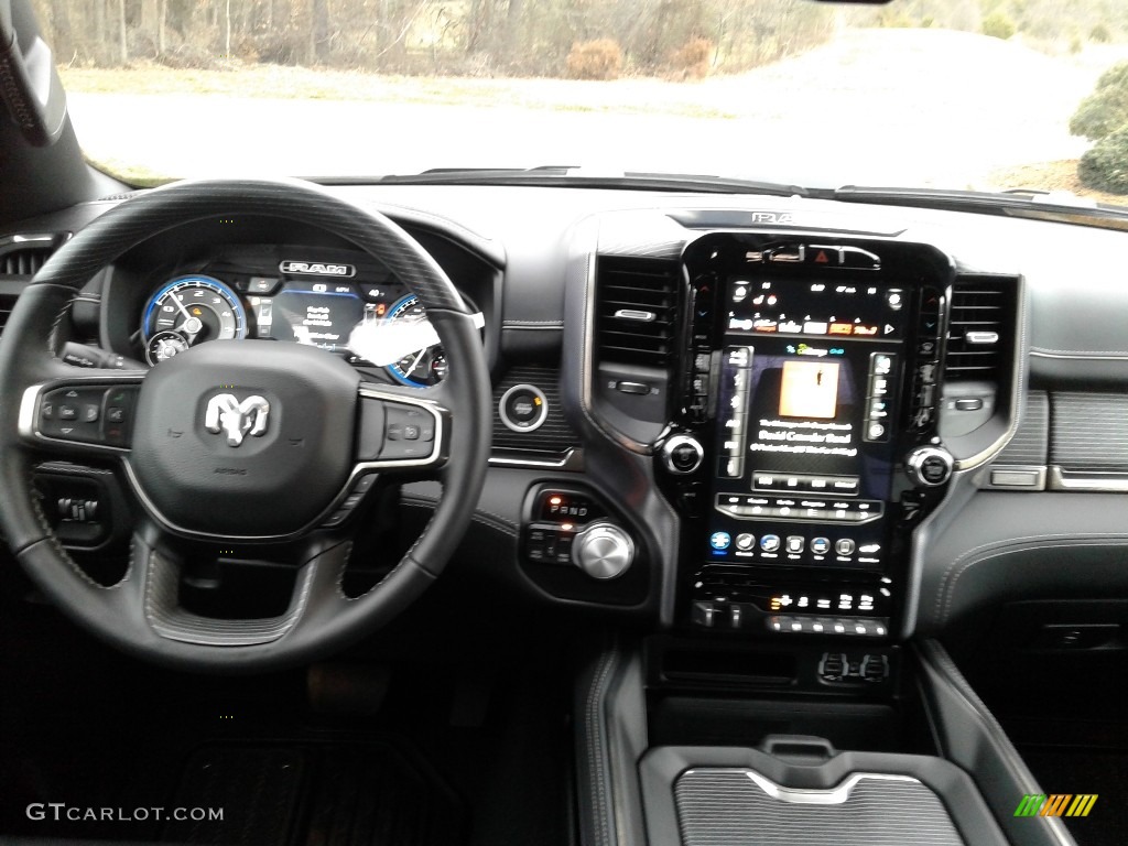 2020 1500 Limited Crew Cab 4x4 - Granite Crystal Metallic / Black photo #18