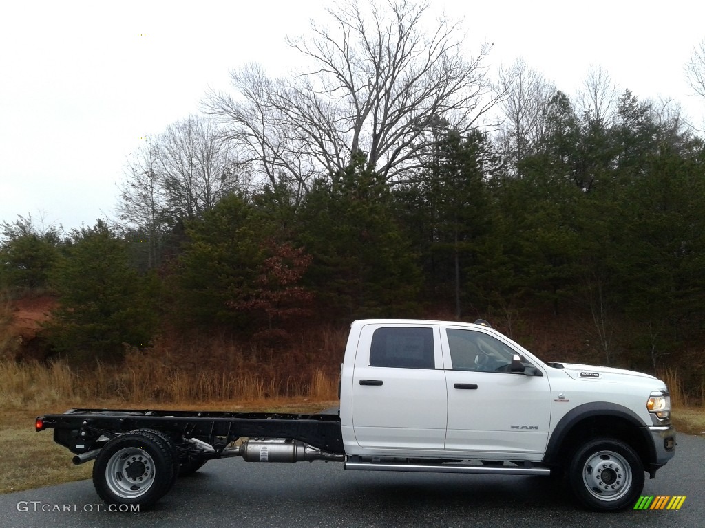Bright White 2020 Ram 5500 Tradesman Crew Cab 4x4 Chassis Exterior Photo #136665449