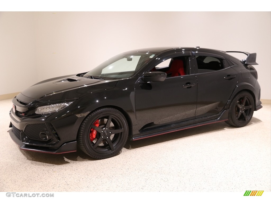 2018 Civic Type R - Crystal Black Pearl / Type R Red/Black Suede Effect photo #3