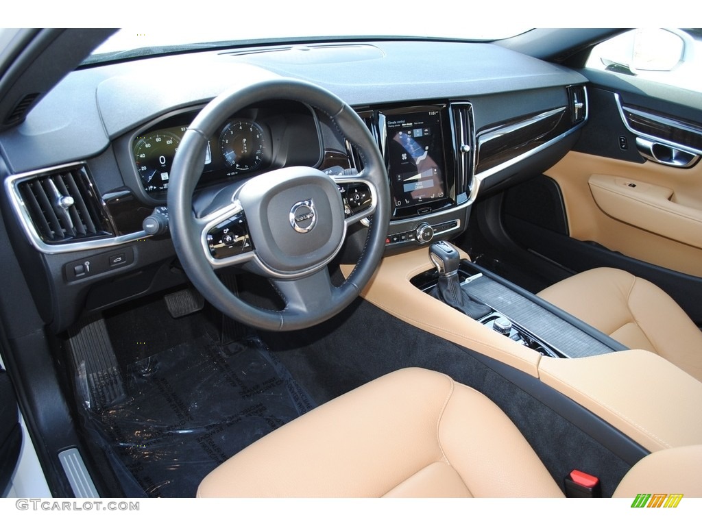 Amber Interior 2017 Volvo S90 T5 Photo #136675160
