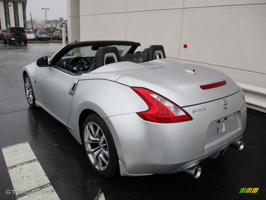2010 370Z Touring Roadster - Brilliant Silver / Black Leather photo #3