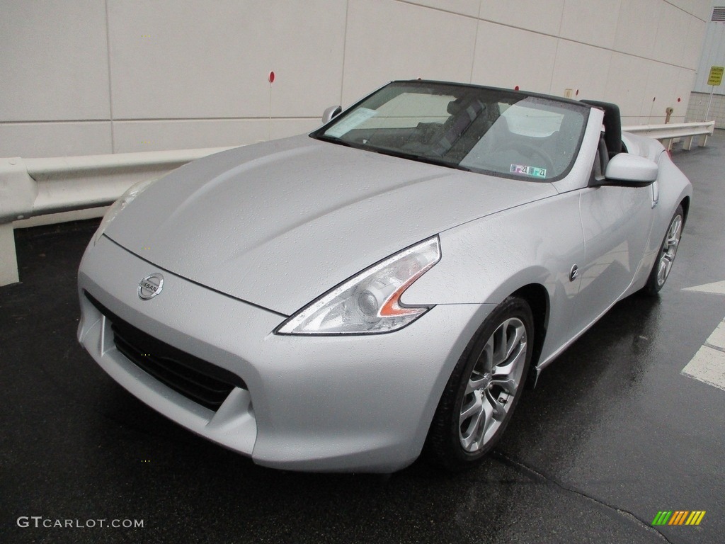 2010 370Z Touring Roadster - Brilliant Silver / Black Leather photo #9