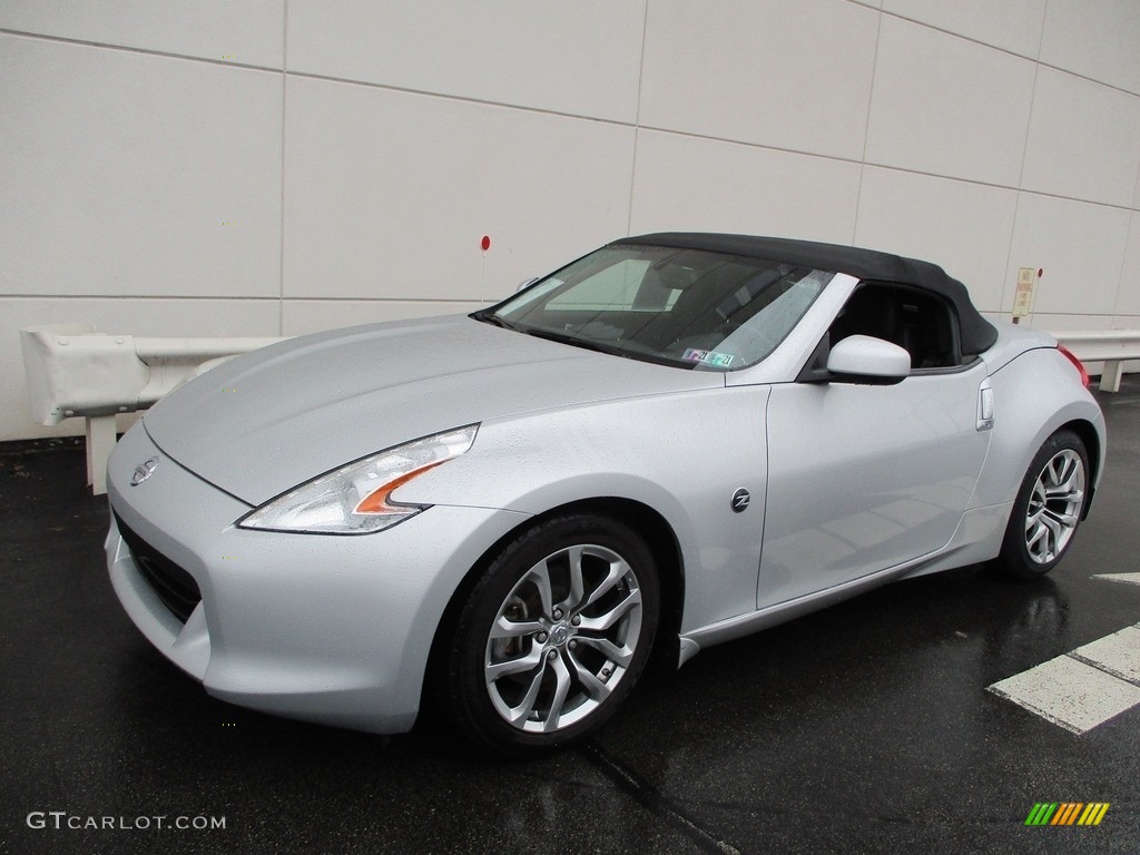 2010 370Z Touring Roadster - Brilliant Silver / Black Leather photo #11