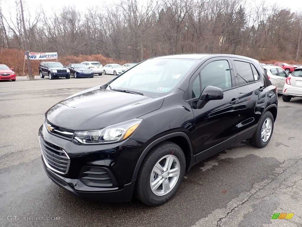 2020 Trax LS - Mosaic Black Metallic / Jet Black photo #1