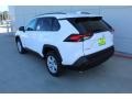 Super White - RAV4 XLE Photo No. 6