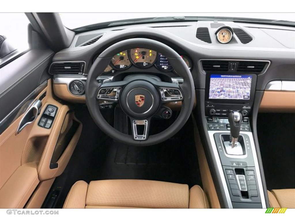 Black/Luxor Beige Interior 2019 Porsche 911 Carrera Cabriolet Photo #136687072