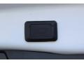 Super White - RAV4 XLE Photo No. 26