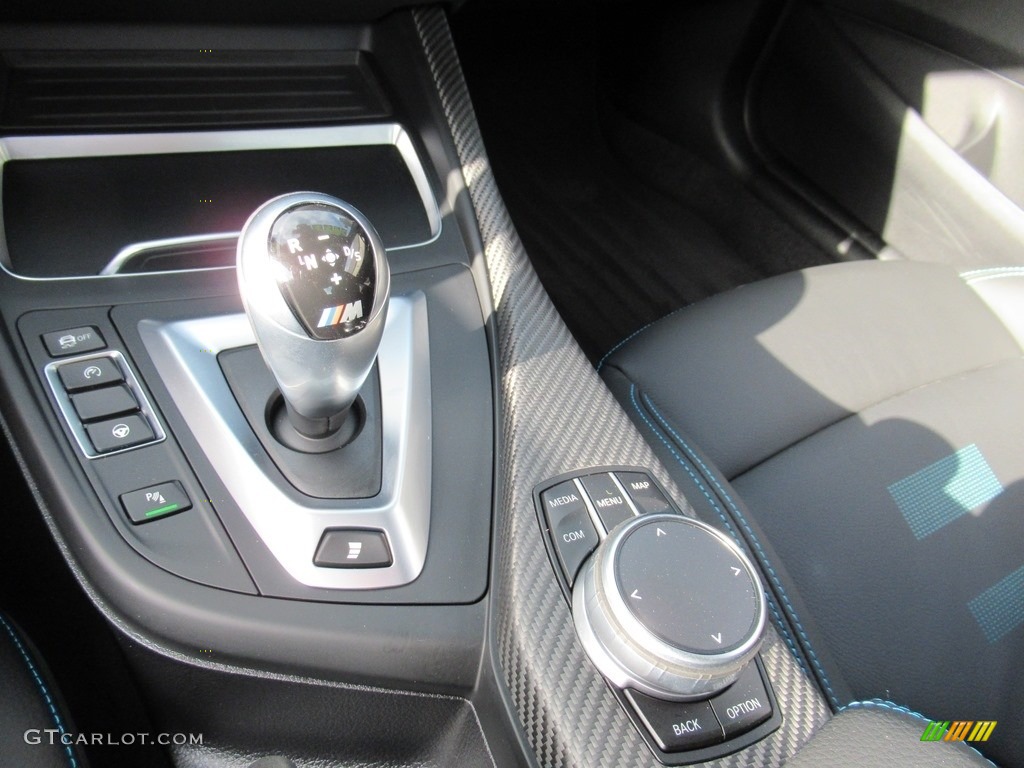 2019 M2 Competition Coupe - Alpine White / Black w/Blue Stitching photo #19