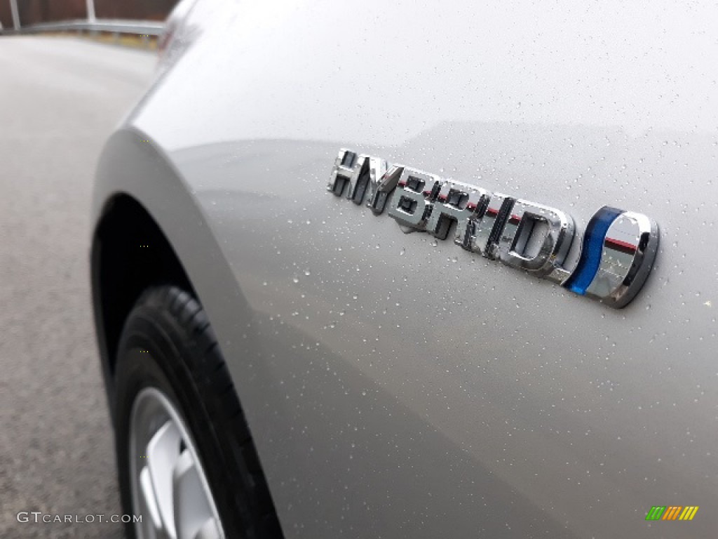 2020 Toyota Prius XLE AWD-e Marks and Logos Photo #136687477