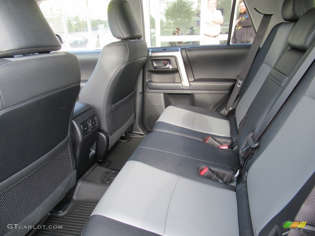 2020 4Runner SR5 Premium 4x4 - Magnetic Gray Metallic / Graphite photo #12