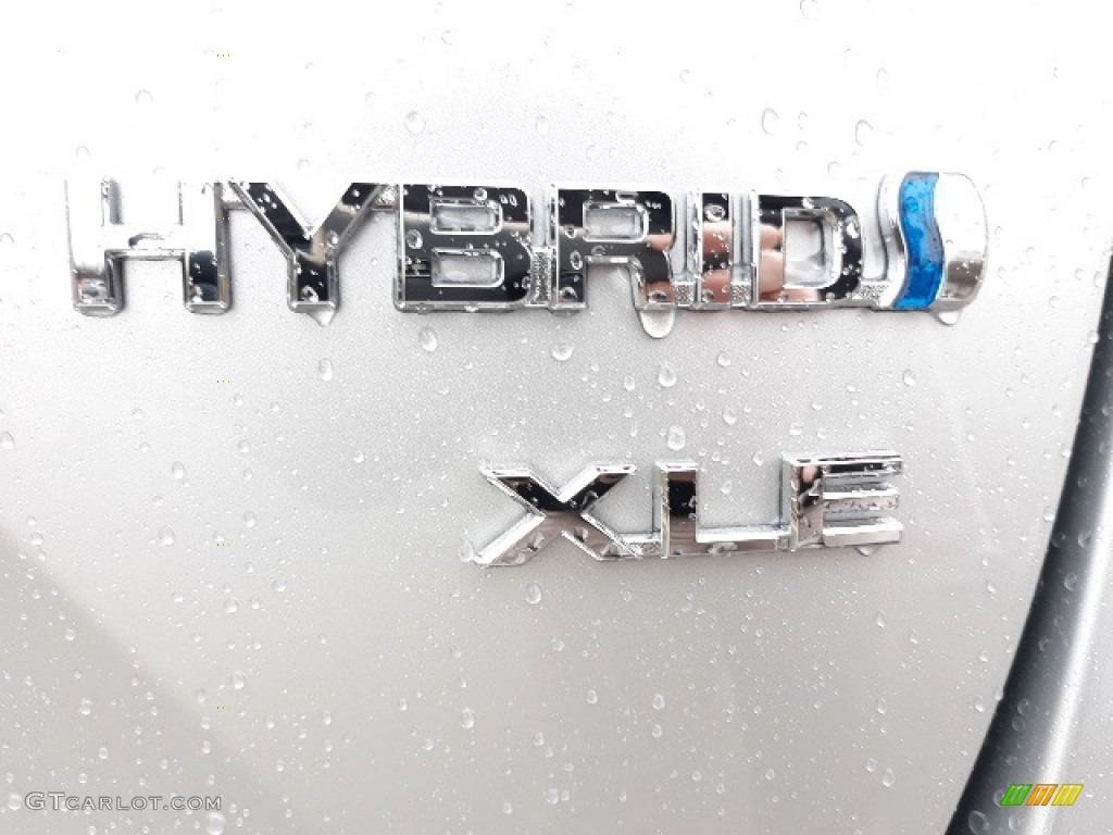 2020 Toyota Prius XLE AWD-e Marks and Logos Photo #136687621