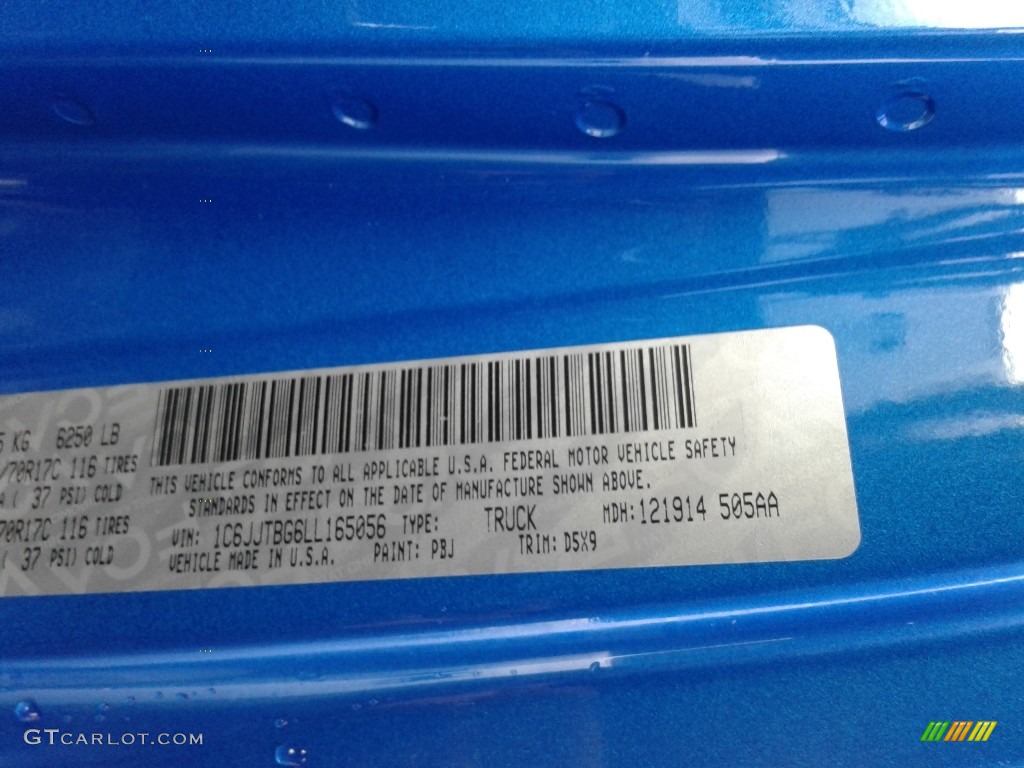 2020 Gladiator Rubicon 4x4 - Hydro Blue Pearl / Black photo #35