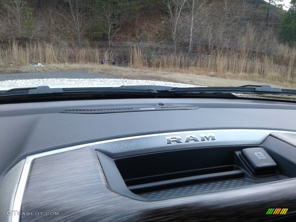 2020 1500 Laramie Crew Cab 4x4 - Bright White / Black photo #27