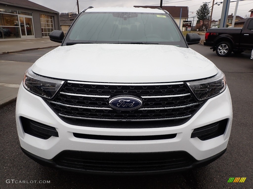 2020 Explorer XLT 4WD - Oxford White / Ebony photo #2