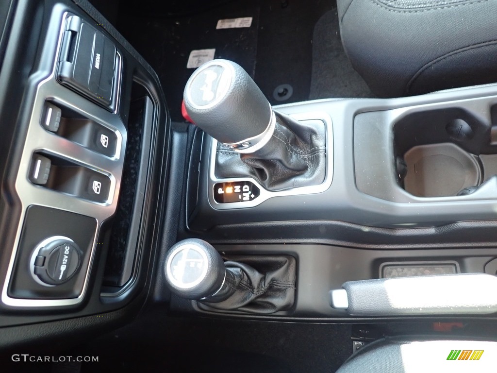 2020 Jeep Wrangler Willys 4x4 8 Speed Automatic Transmission Photo #136701258