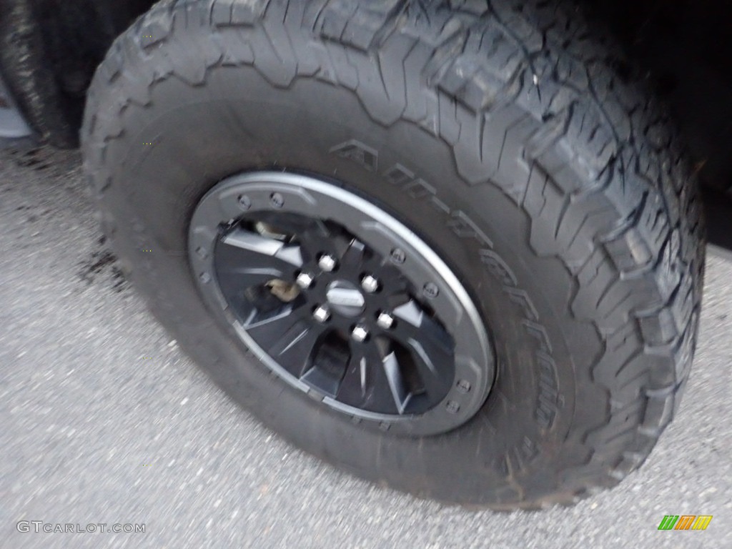 2017 F150 SVT Raptor SuperCrew 4x4 - Avalanche / Black photo #9