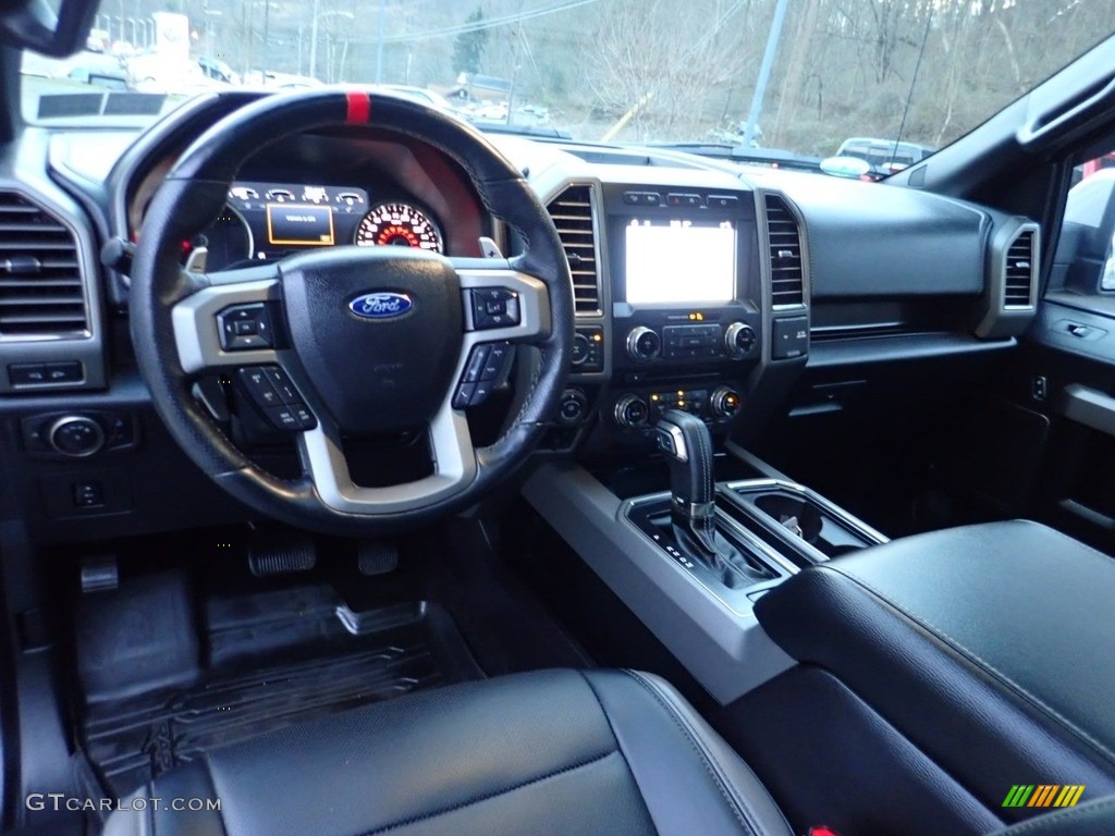 2017 F150 SVT Raptor SuperCrew 4x4 - Avalanche / Black photo #17