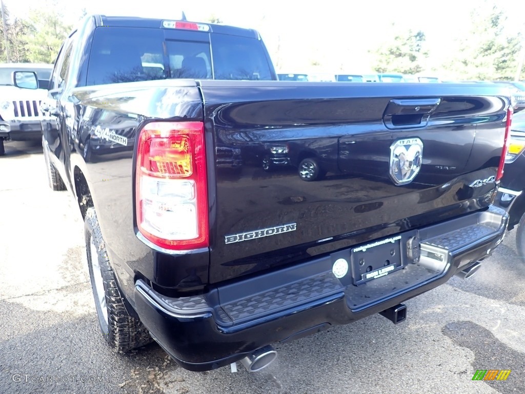 2020 1500 Big Horn Crew Cab 4x4 - Diamond Black Crystal Pearl / Black/Diesel Gray photo #3